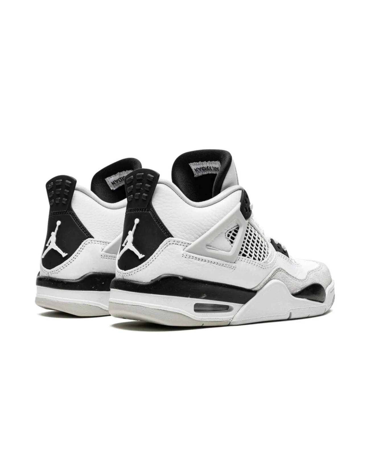 Air Jordan 4 Retro "Military Black".